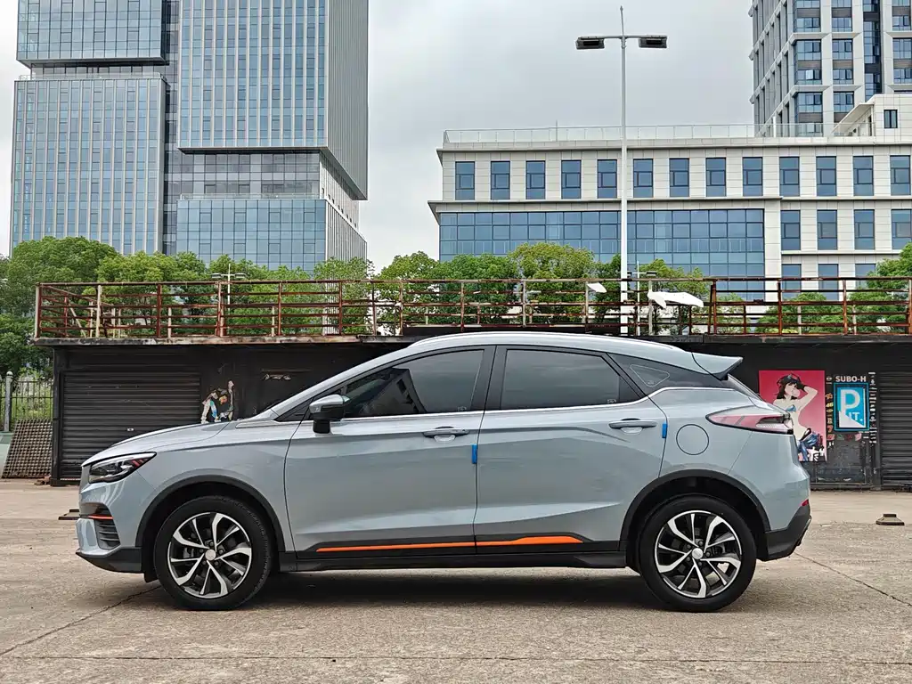 Geely Emgrand S — фото 4