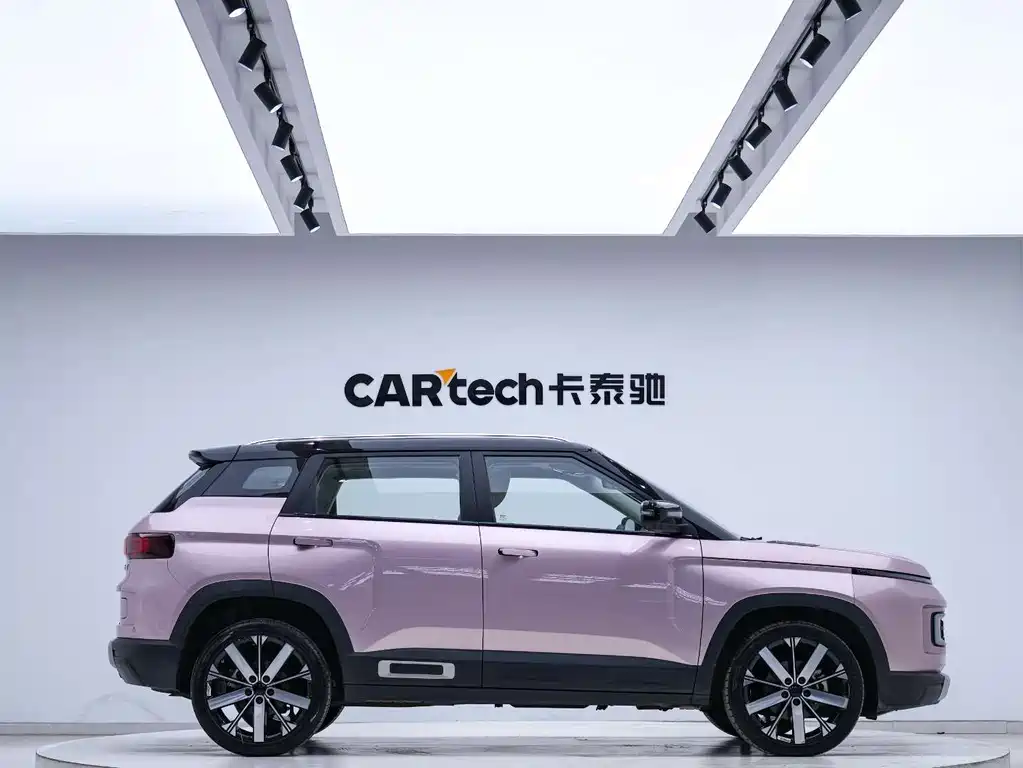 Geely Icon — фото 4