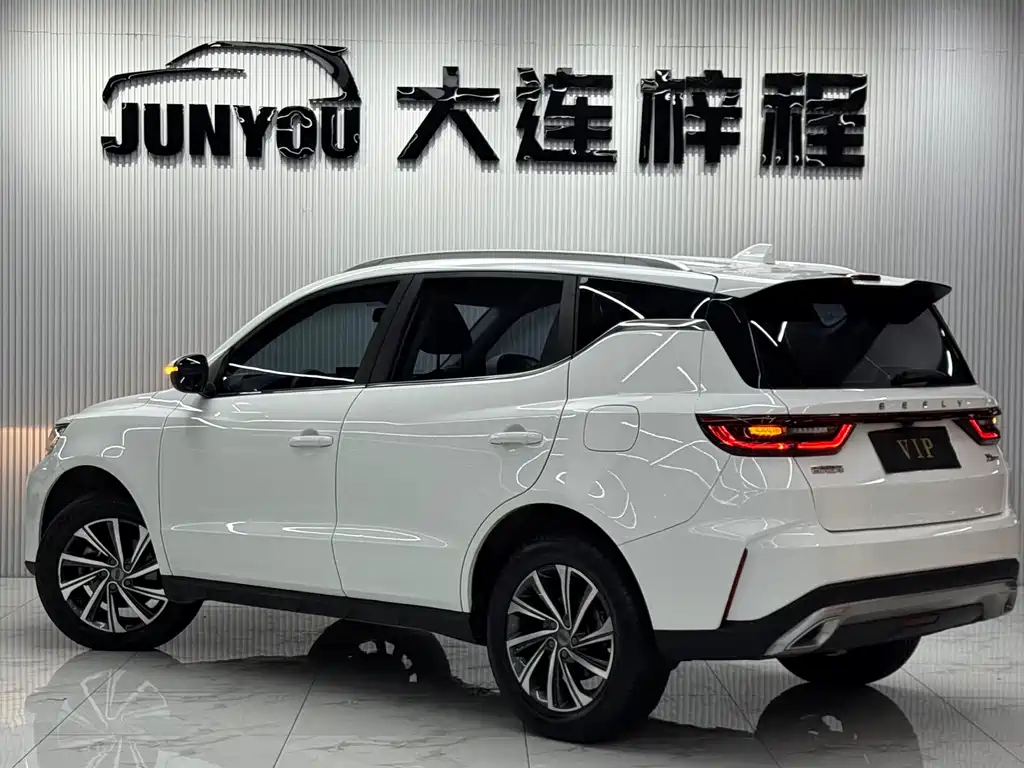 Geely Vision X6 — фото 6