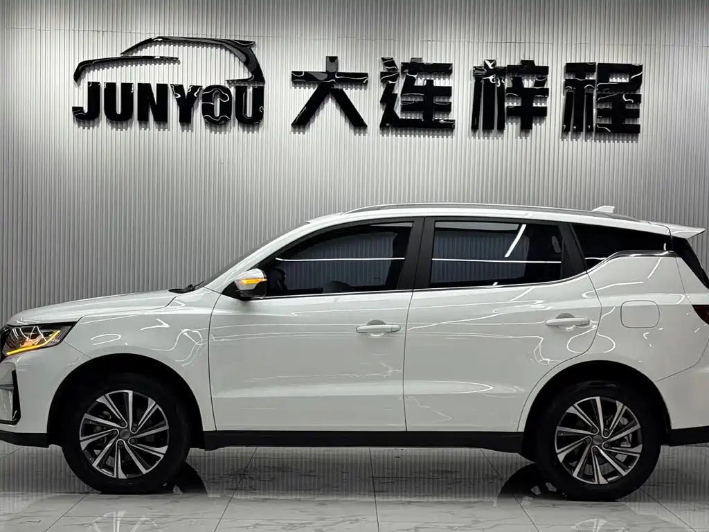 Geely Vision X6 — фото 7