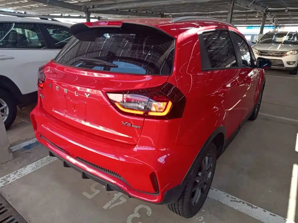 Geely Vision X3 — фото 7