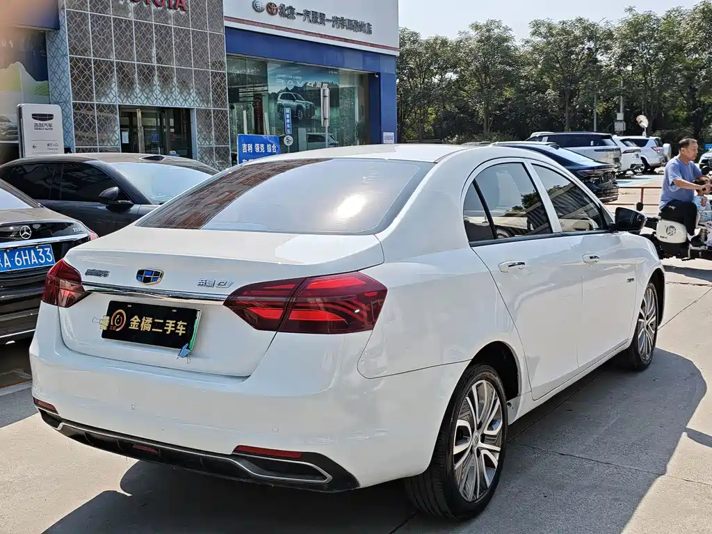 Geely New Energy — фото 3