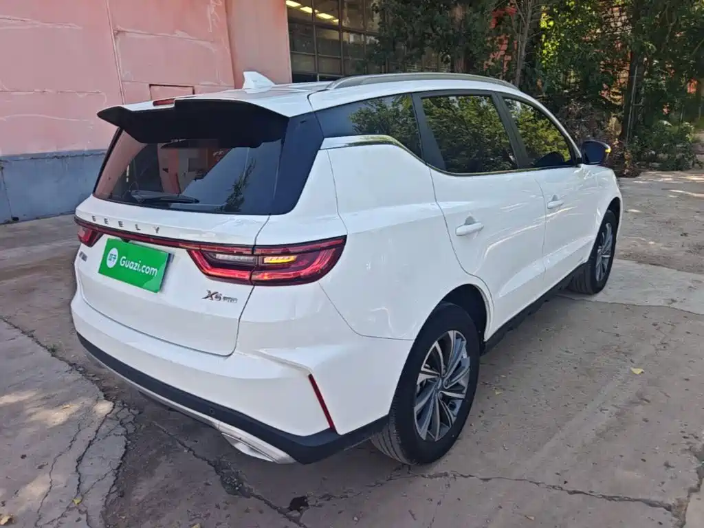 Geely Vision X6 — фото 5