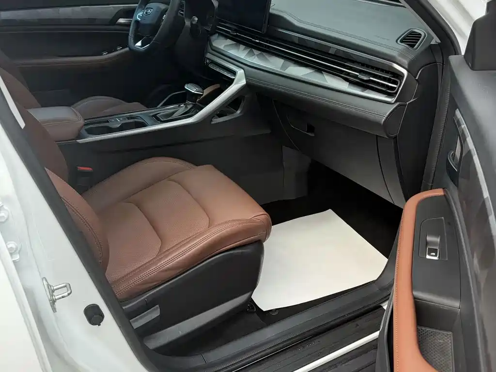 Geely Vision X6 — фото 10
