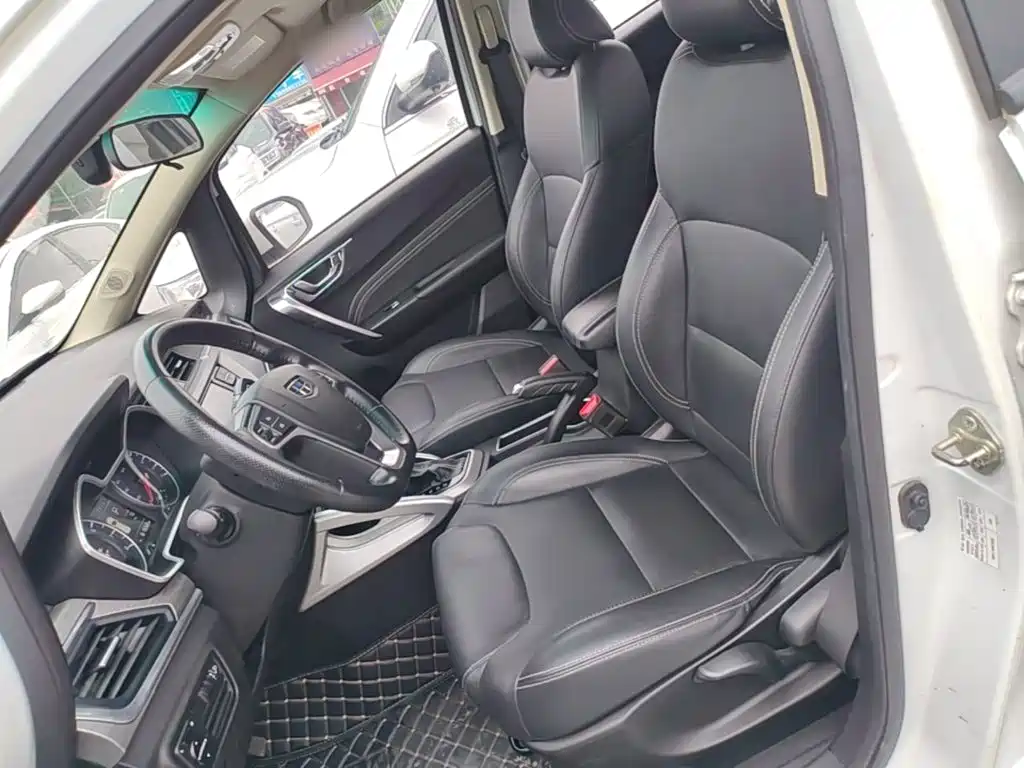 Geely Vision X3 — фото 11