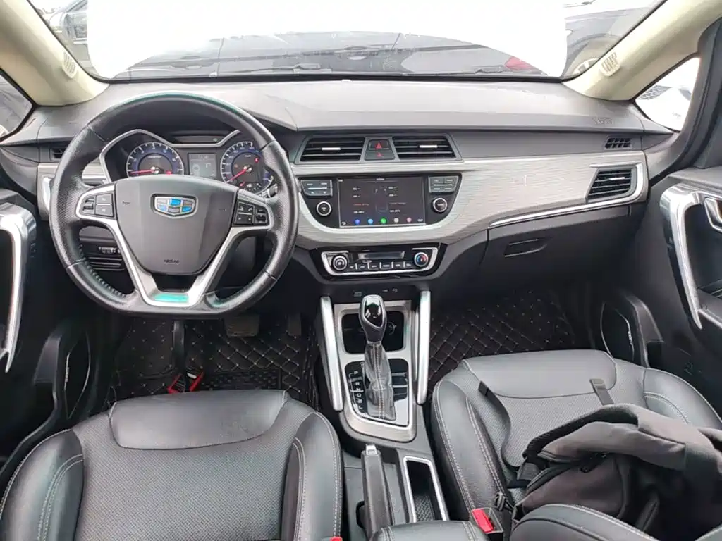 Geely Vision X3 — фото 6