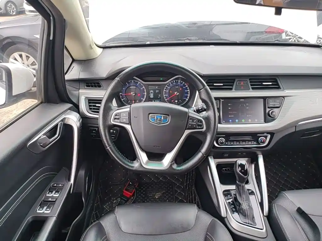 Geely Vision X3 — фото 7