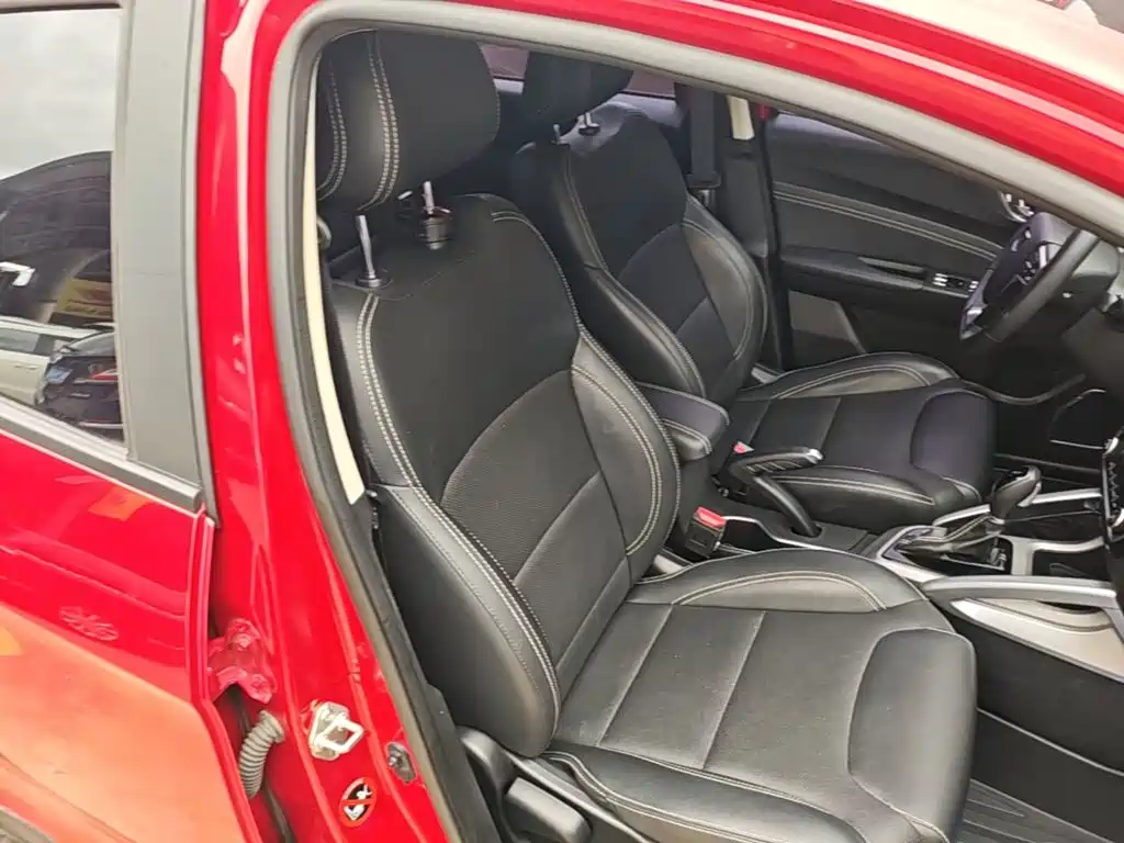Geely Vision X3 — фото 25