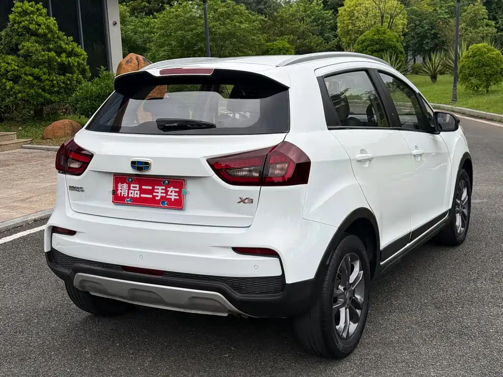Geely Vision X3 — фото 4