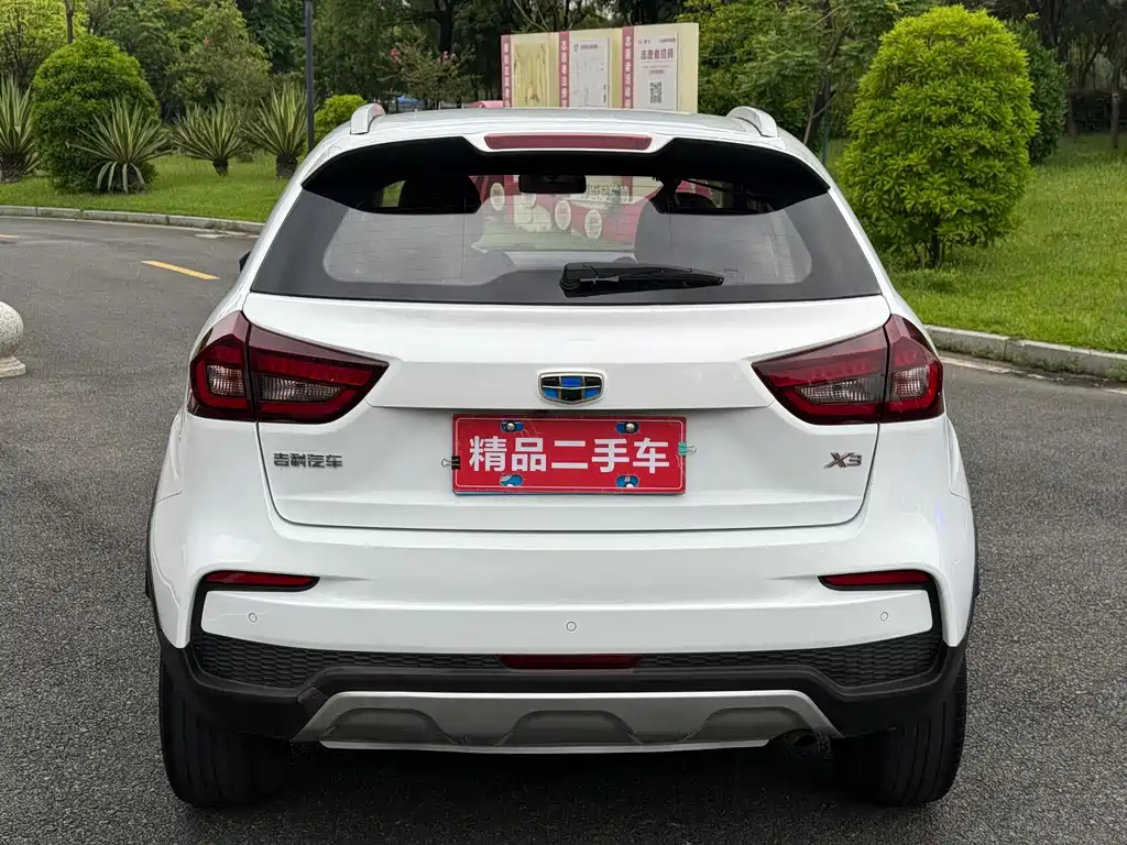 Geely Vision X3 — фото 6