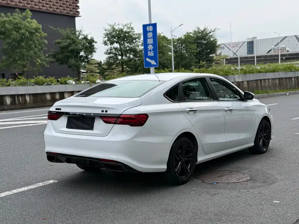 Geely Binrui — фото 4