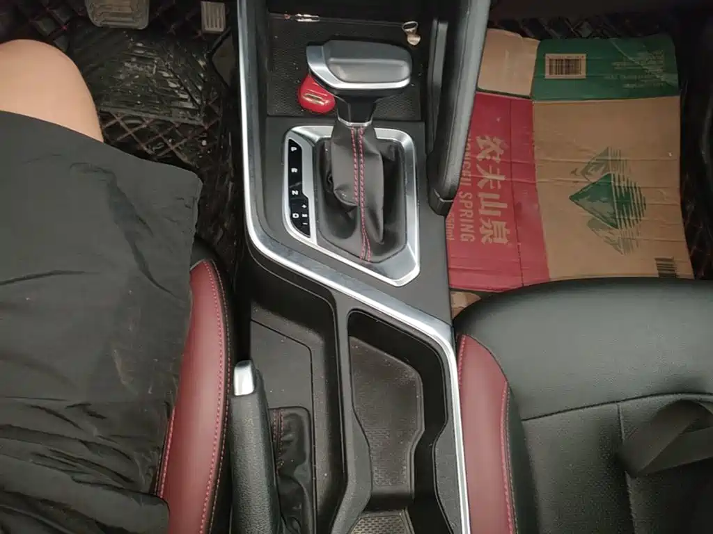 Geely Vision X3 — фото 14
