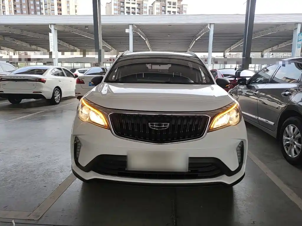 Geely Vision X3 — фото 3