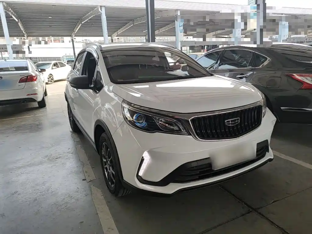 Geely Vision X3 — фото 4