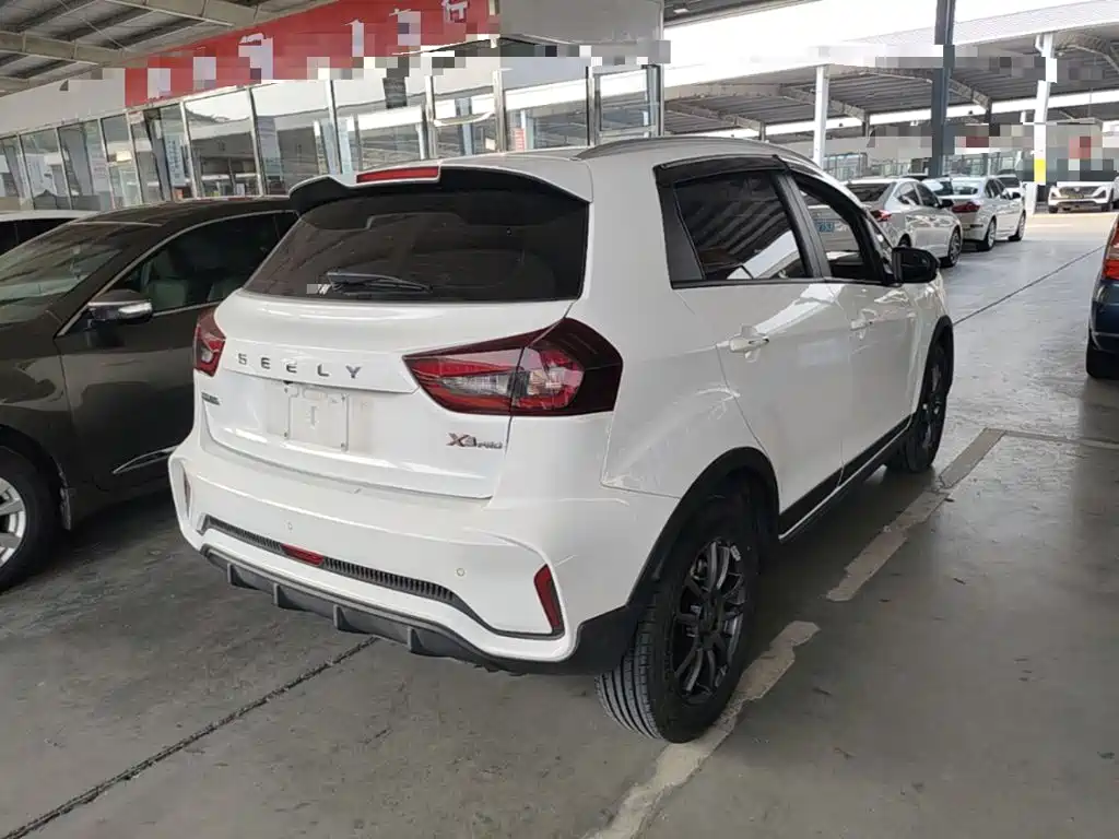 Geely Vision X3 — фото 7