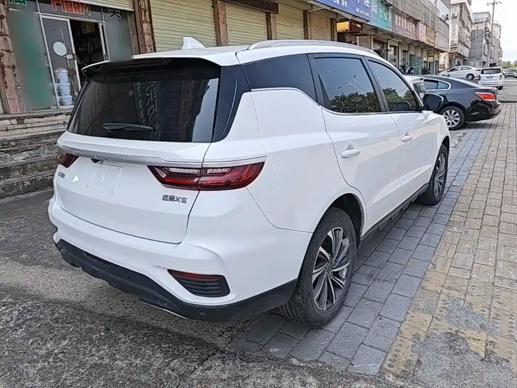 Geely Vision X6 — фото 7