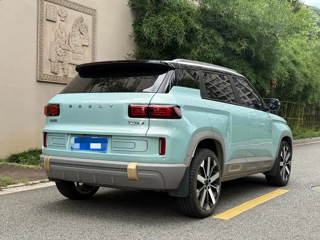 Geely Icon — фото 15