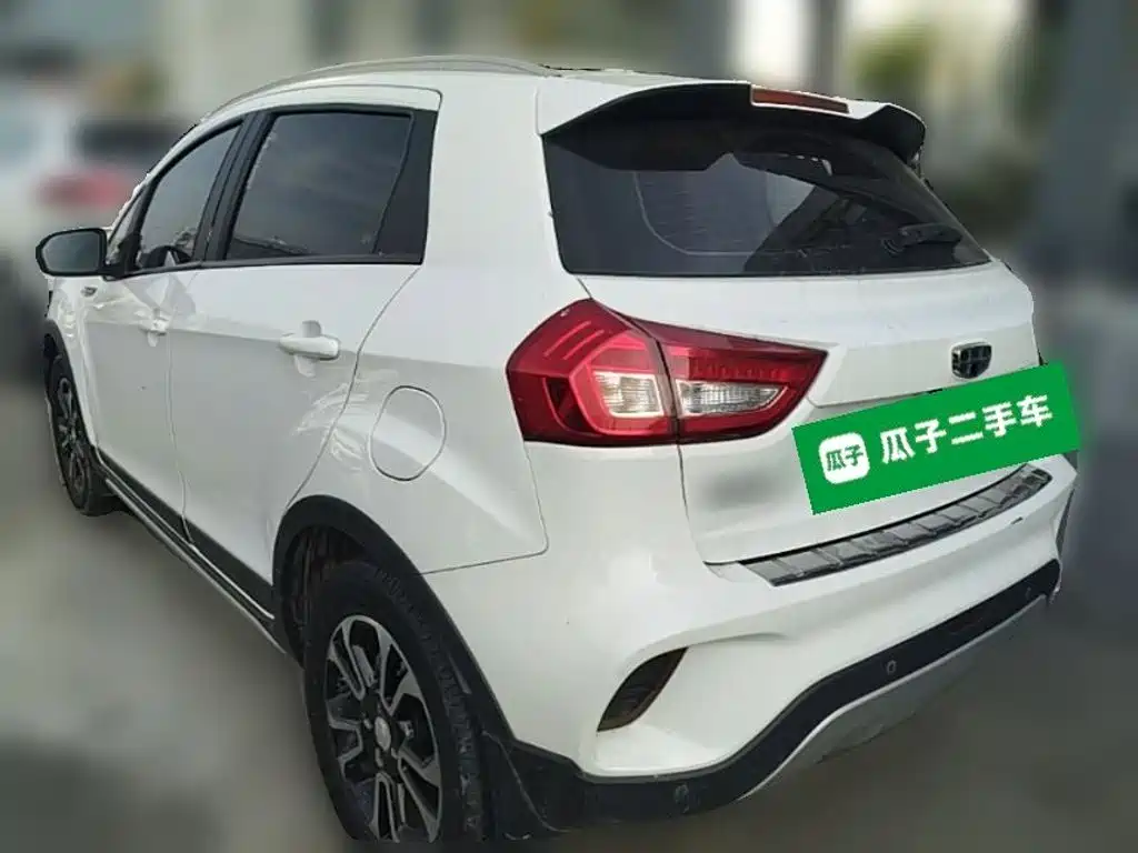 Geely Vision X3 — фото 7