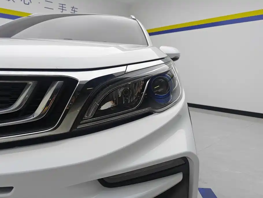 Geely Vision X3 — фото 5
