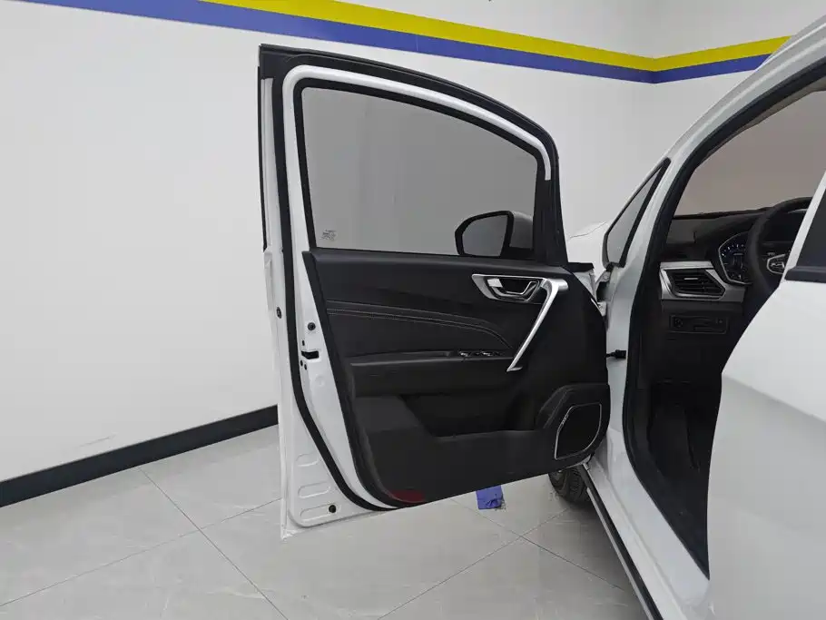 Geely Vision X3 — фото 7