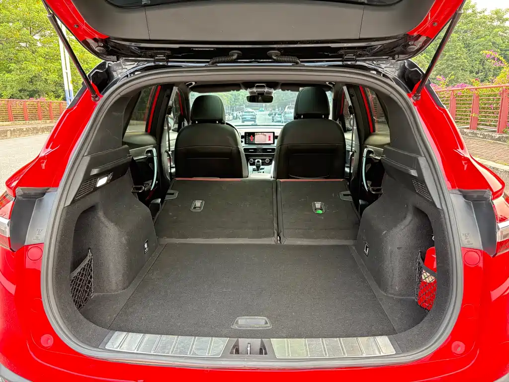 Geely Binyue — фото 10