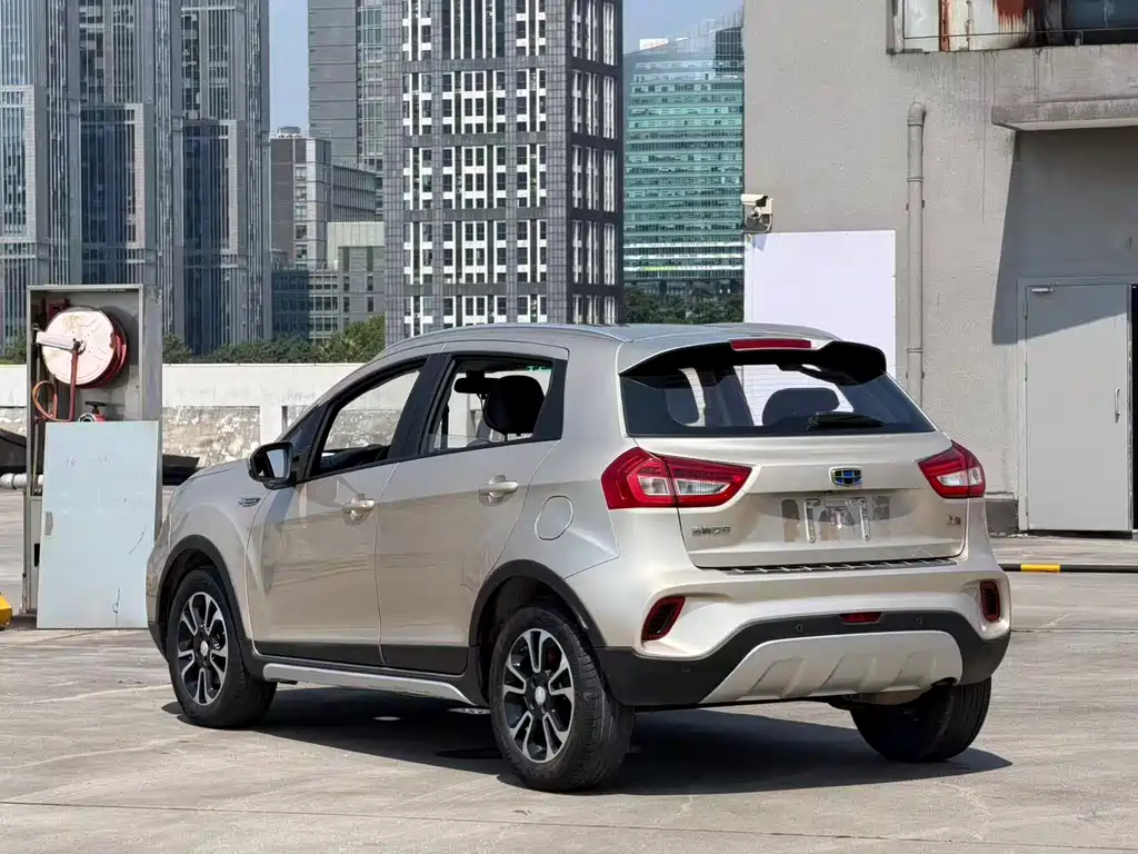 Geely Vision X3 — фото 5