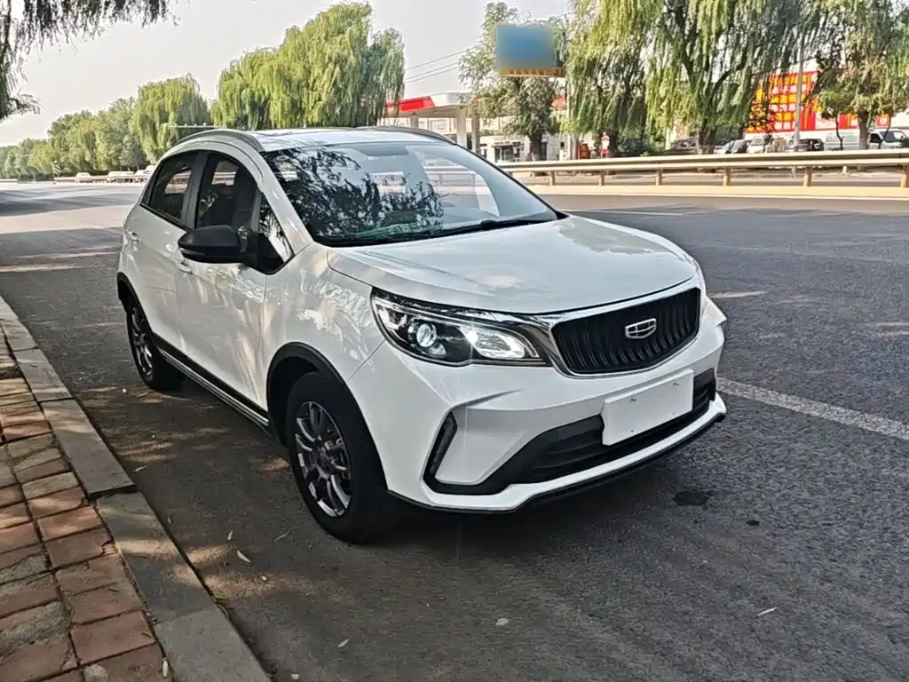 Geely Vision X3 — фото 4