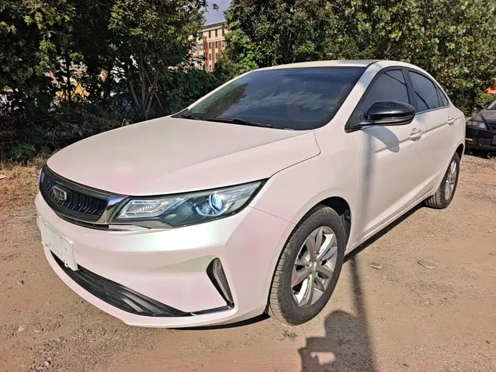 Geely Emgrand GL — фото 2