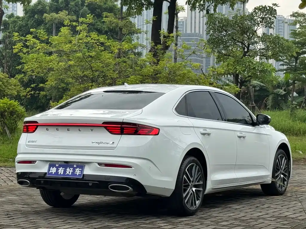 Geely Xingrui — фото 6