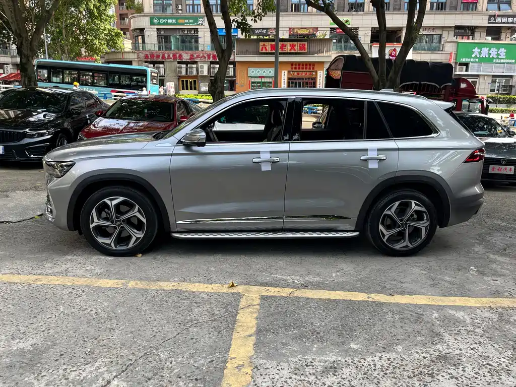 Geely Xingyue L — фото 4