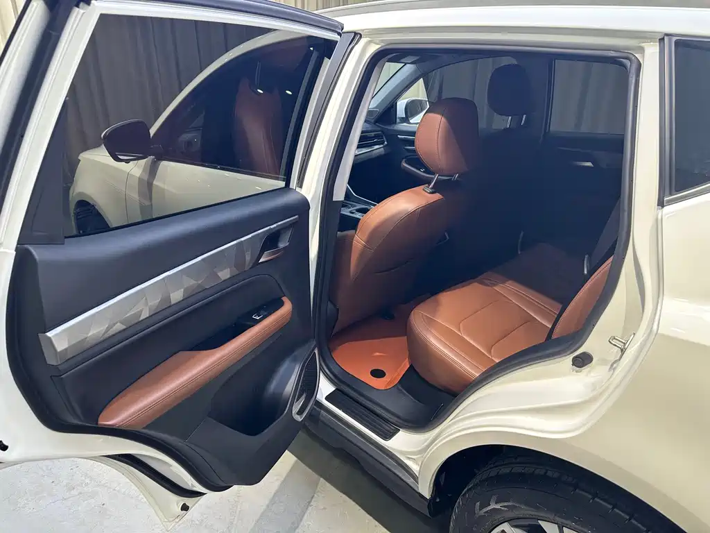 Geely Vision X6 — фото 13