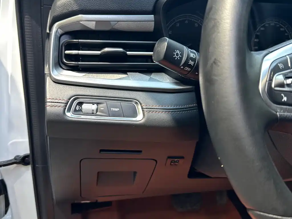 Geely Vision X6 — фото 10