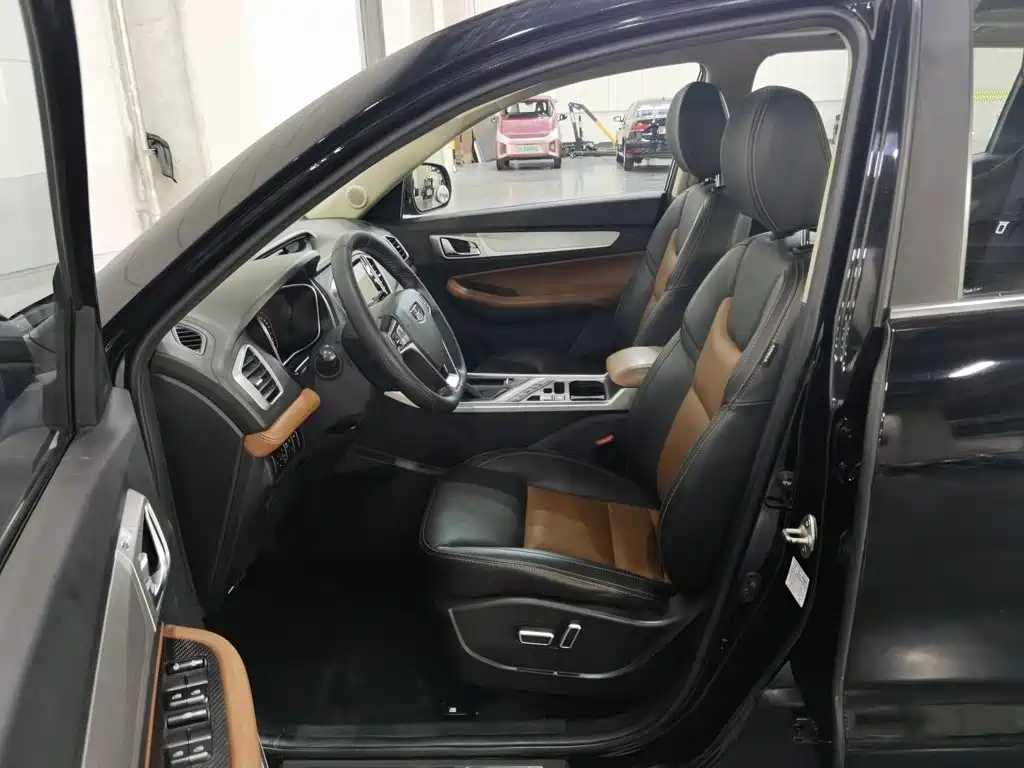 Geely Vision X6 — фото 10