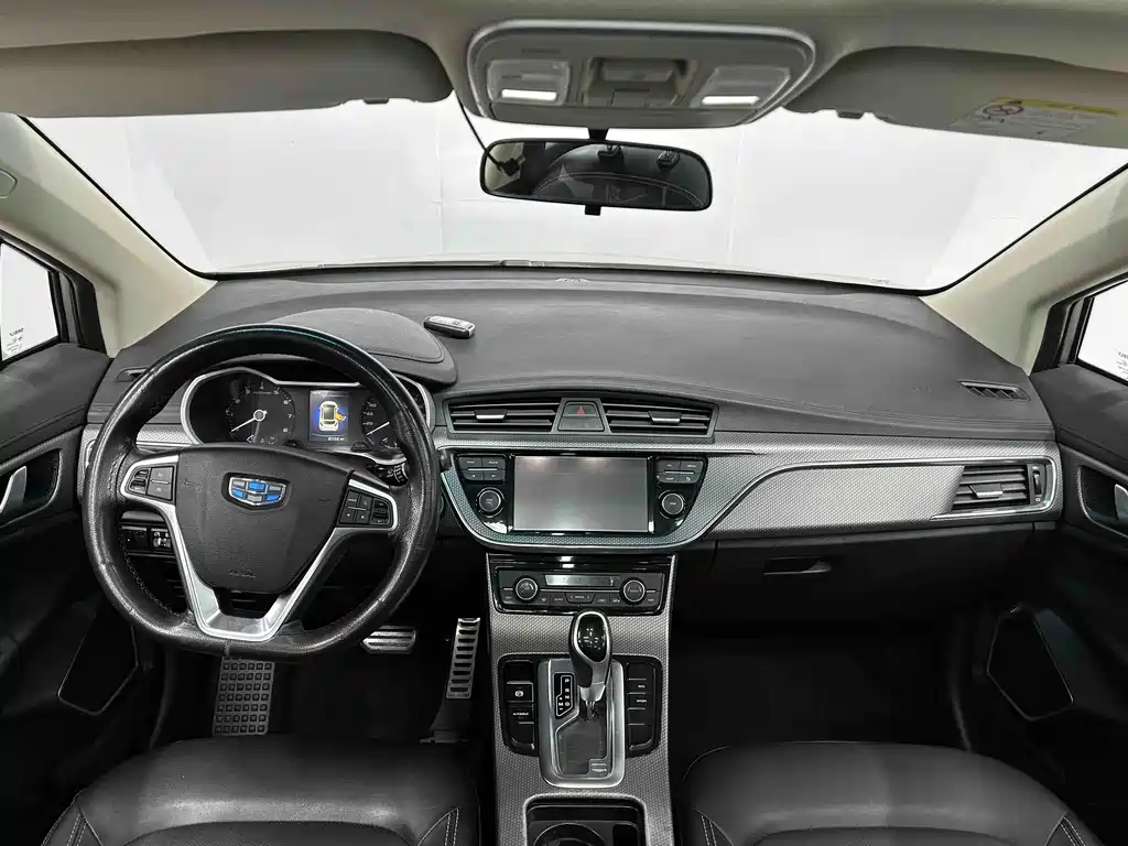 Geely Emgrand GS — фото 10