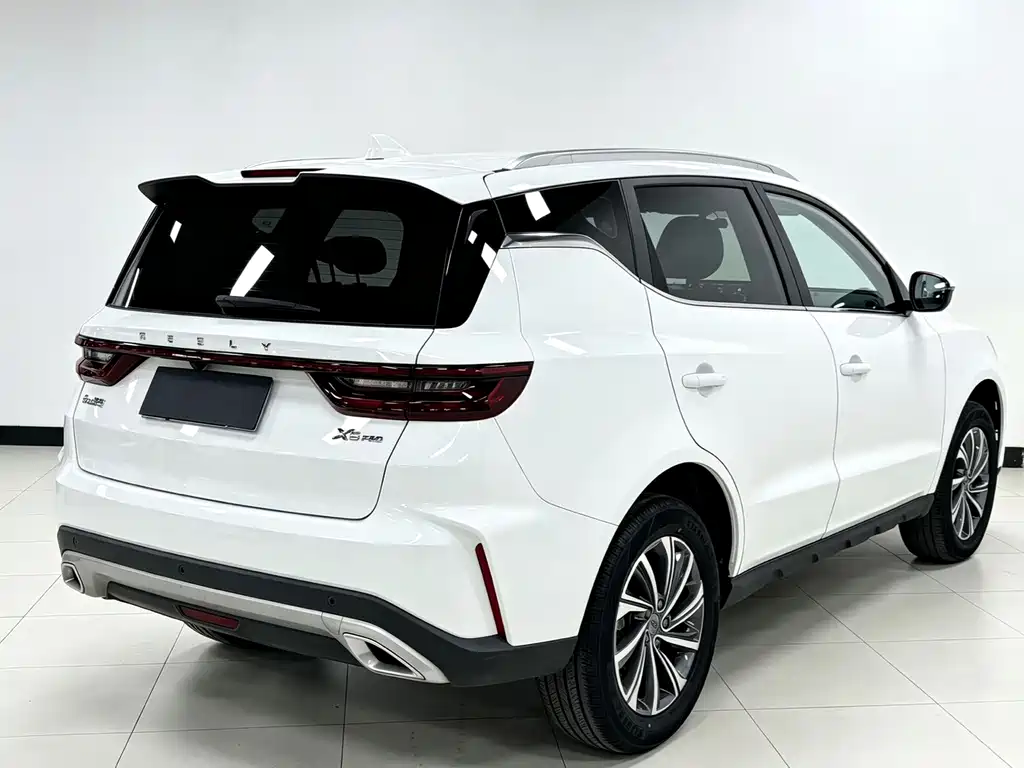 Geely Vision X6 — фото 4
