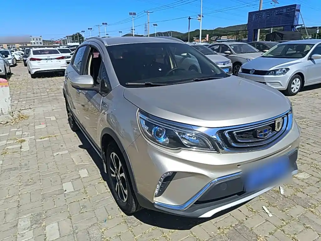 Geely Vision X3 — фото 4