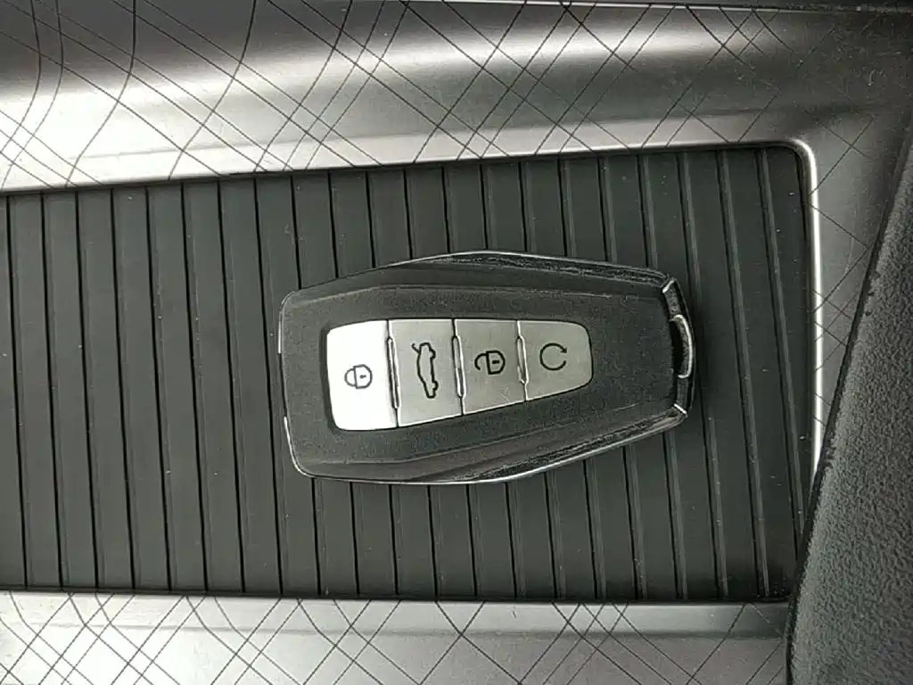 Geely Xingrui — фото 9