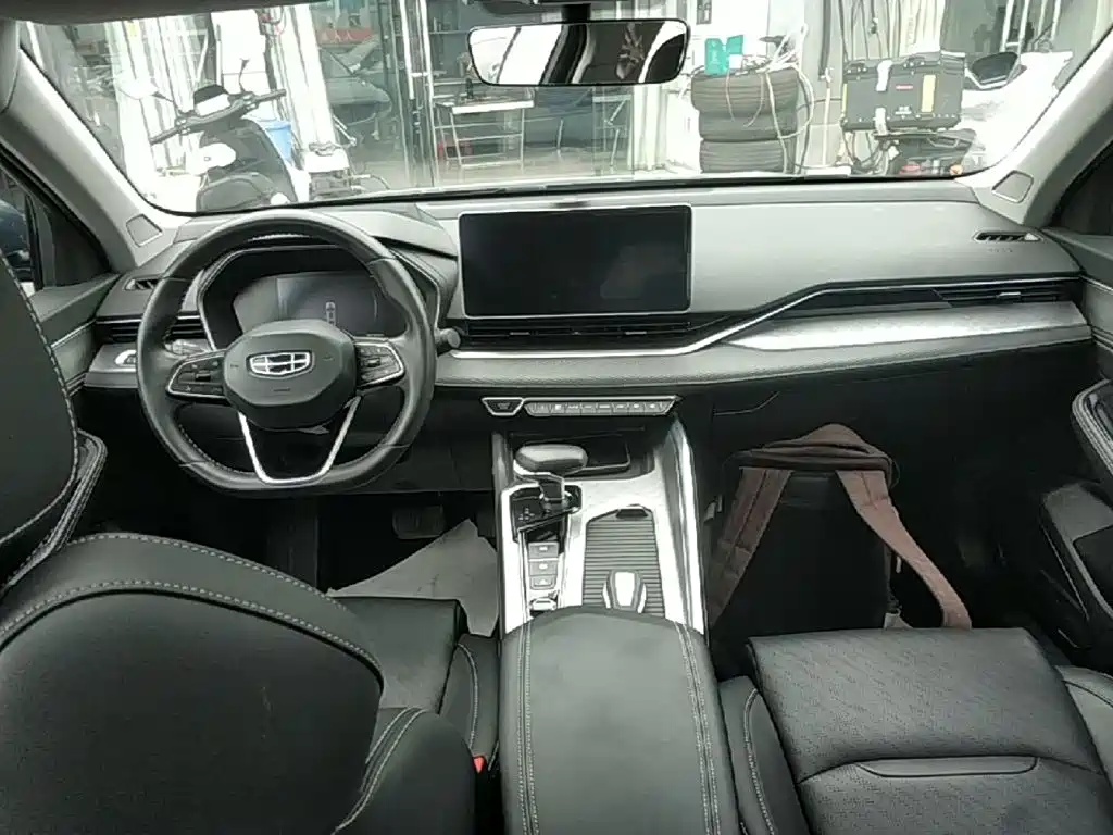 Geely Xingrui — фото 10