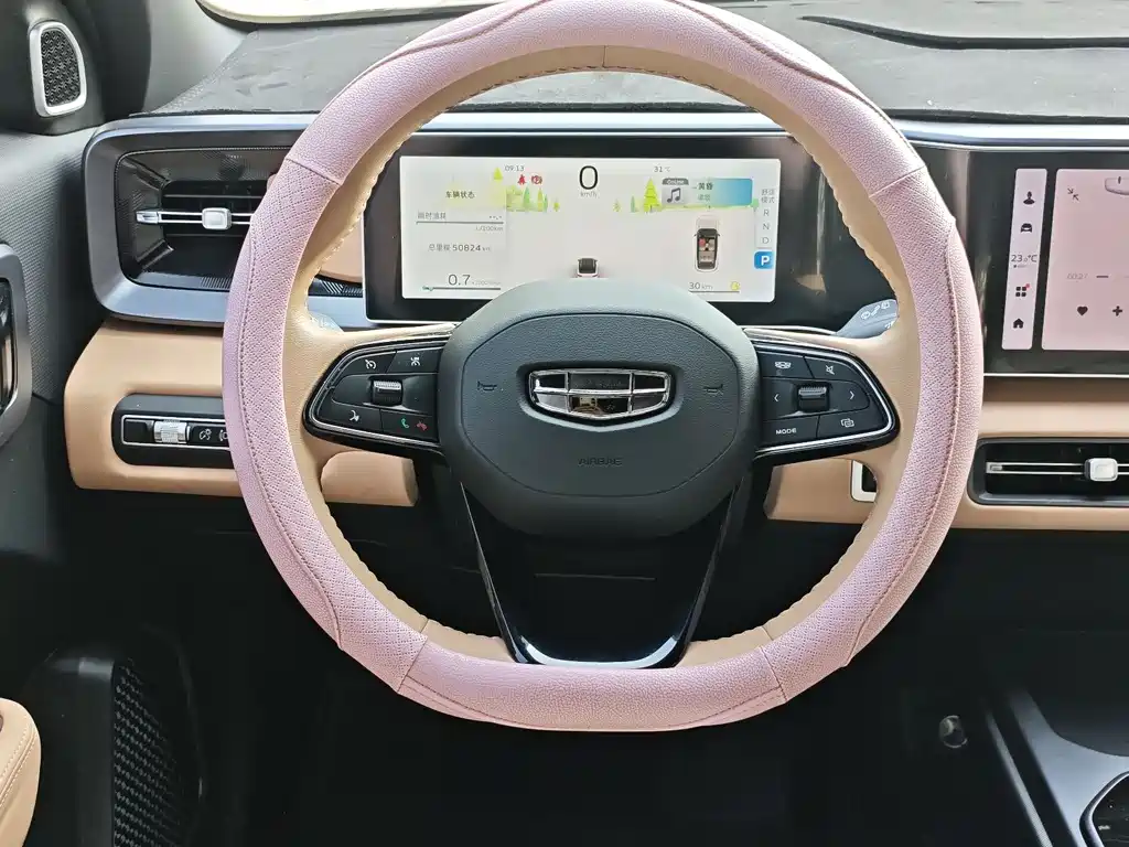 Geely Icon — фото 8