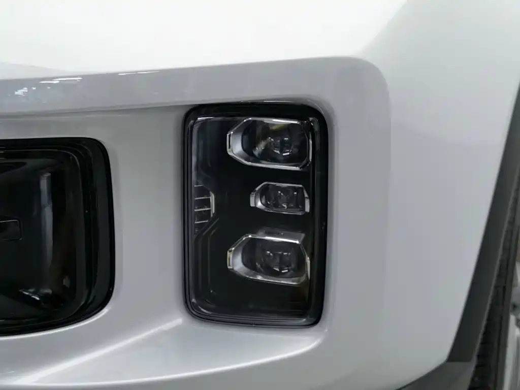 Geely Icon — фото 7