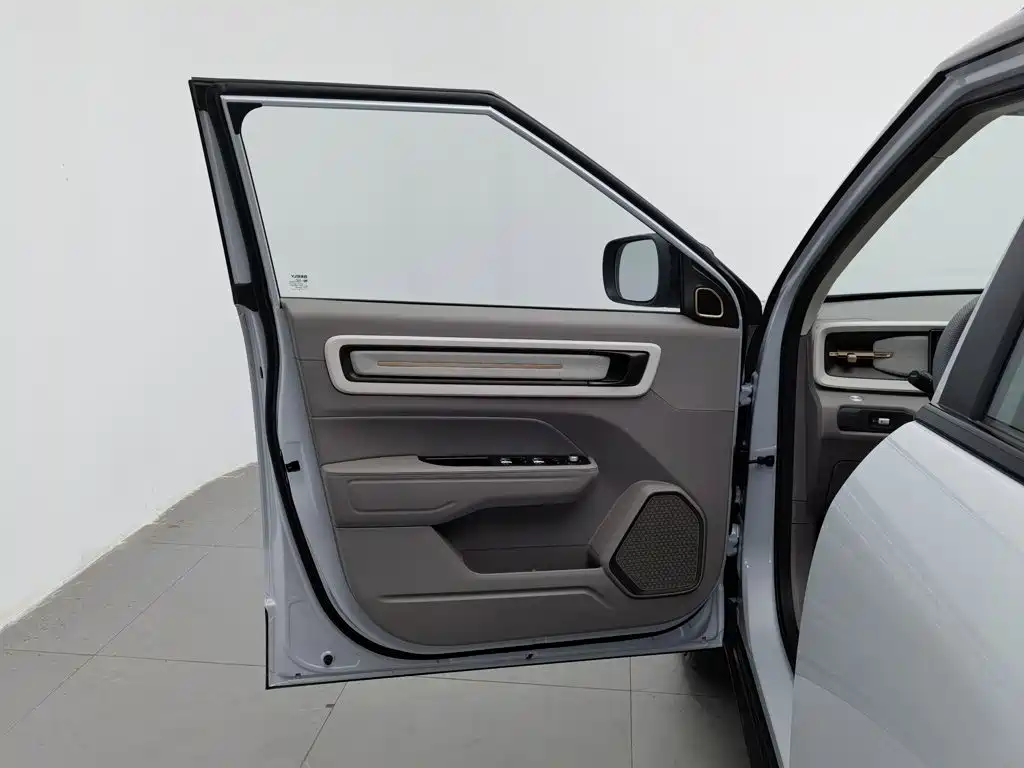 Geely Icon — фото 8