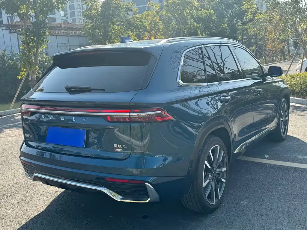 Geely Xingyue L — фото 9