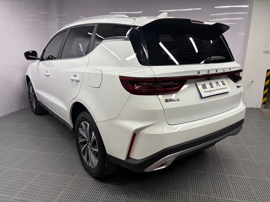 Geely Vision X6 — фото 18