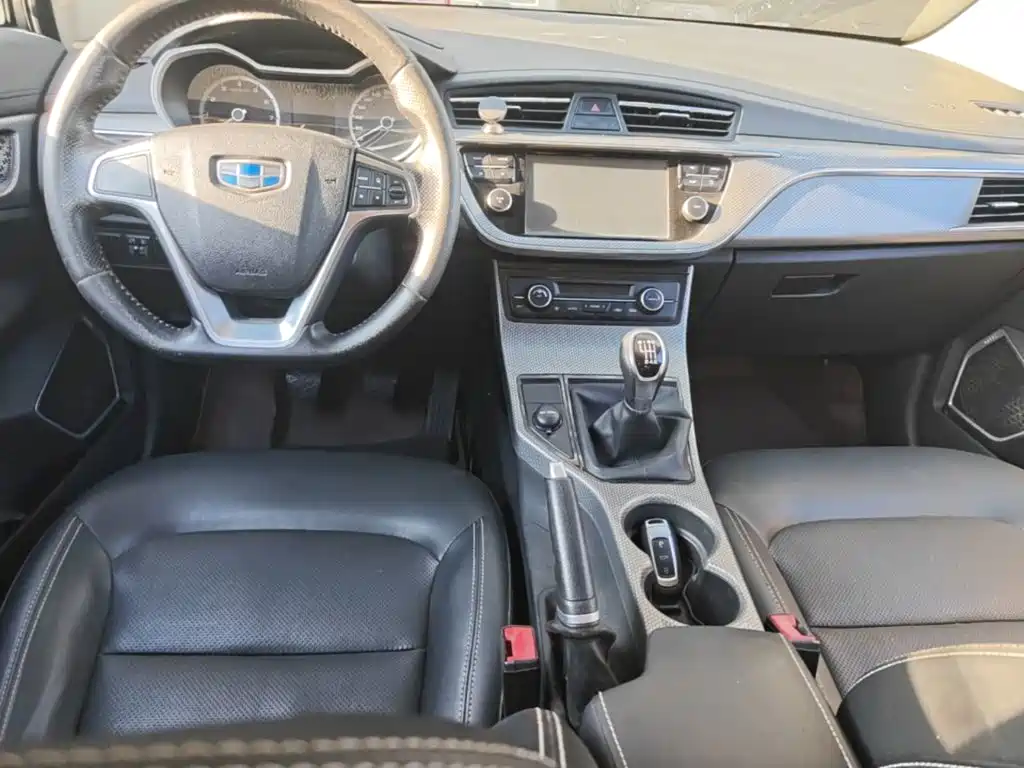 Geely Emgrand GS — фото 10