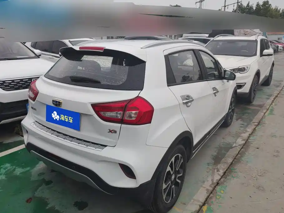Geely Vision X3 — фото 3