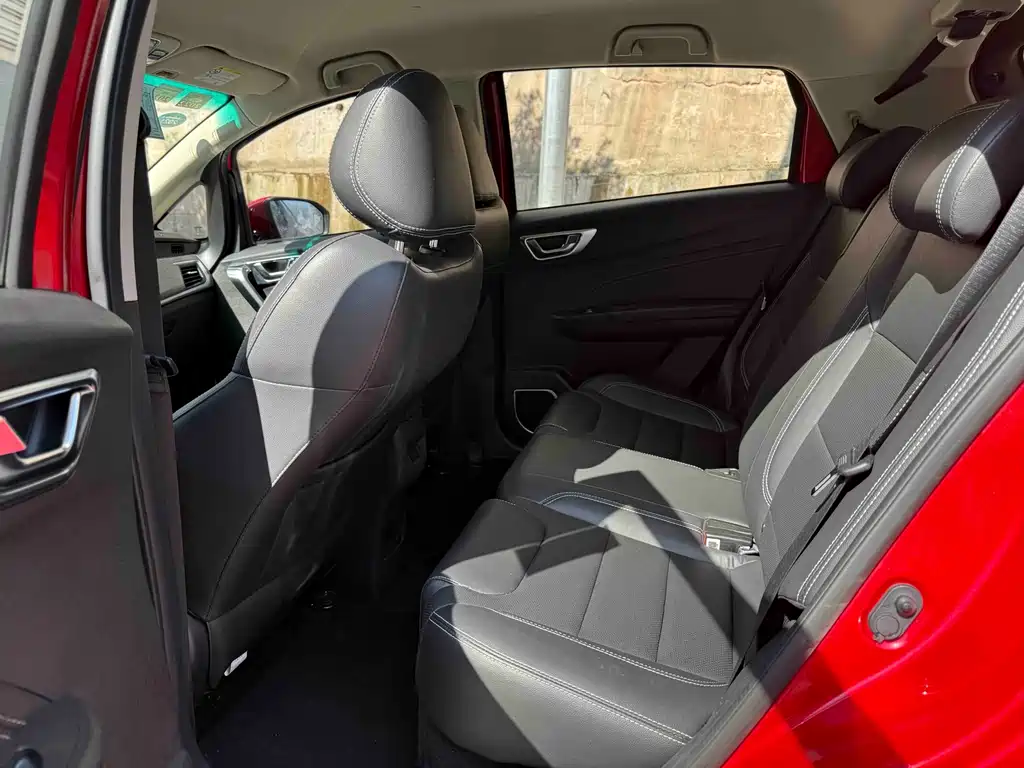 Geely Vision X3 — фото 4