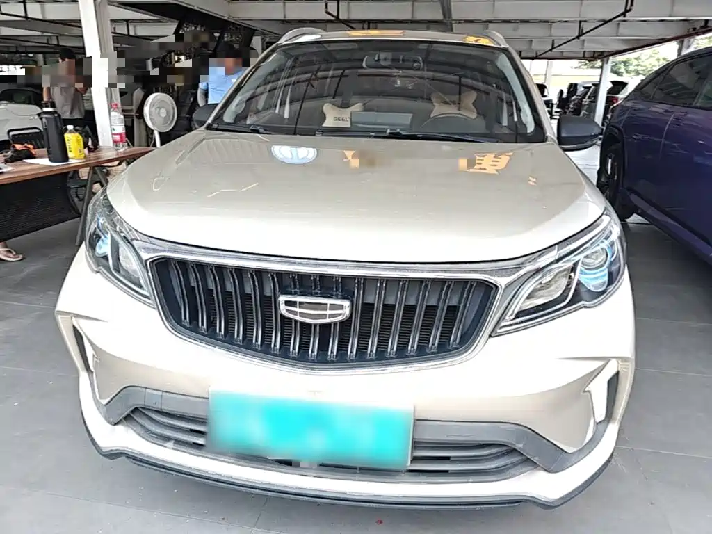Geely Vision X3 — фото 3
