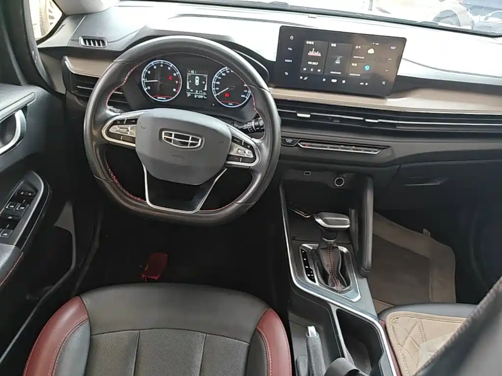 Geely Vision X3 — фото 10