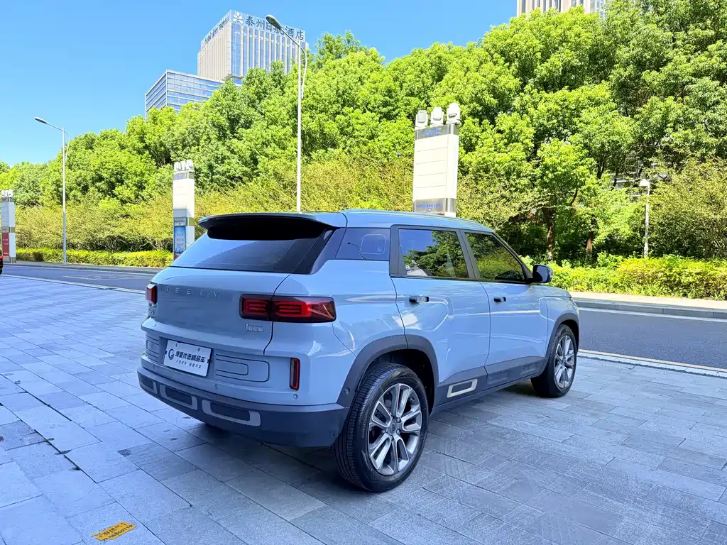Geely Icon — фото 6