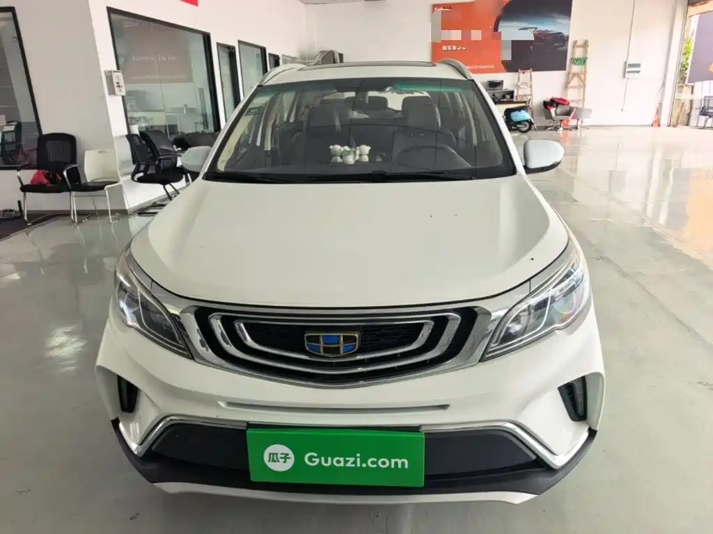 Geely Vision X3 — фото 3